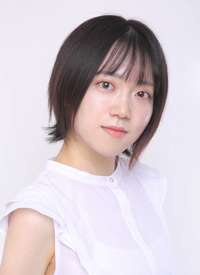 香坂真佑子